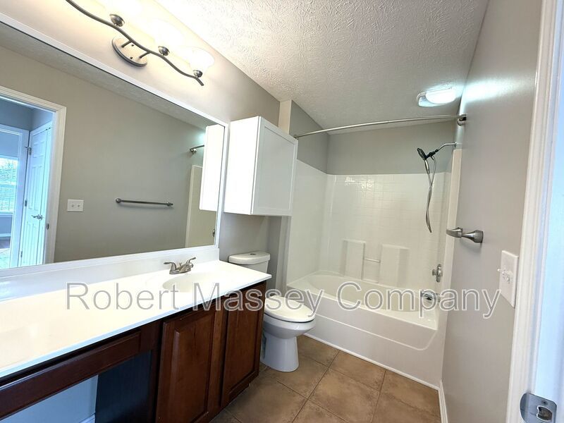 Charming 2 Bedroom 2 Bath Single Standing Condo with Loft property image