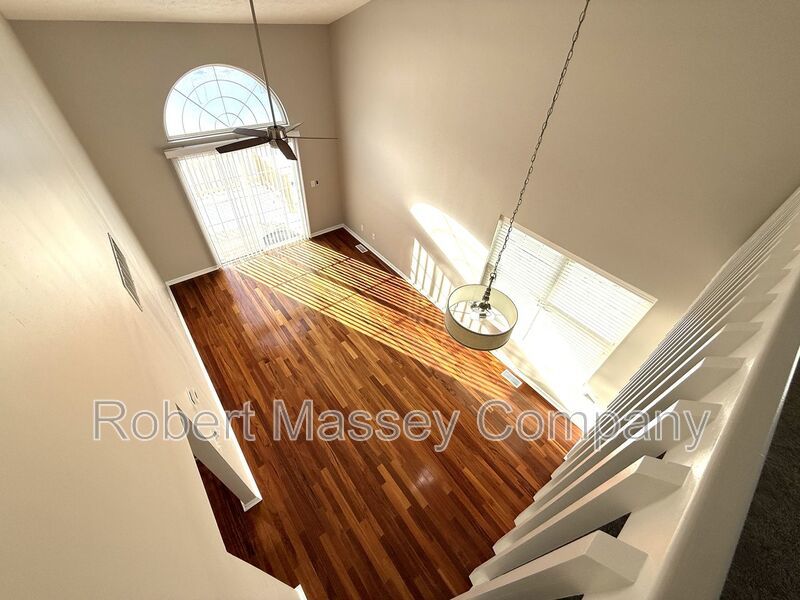 Charming 2 Bedroom 2 Bath Single Standing Condo with Loft property image