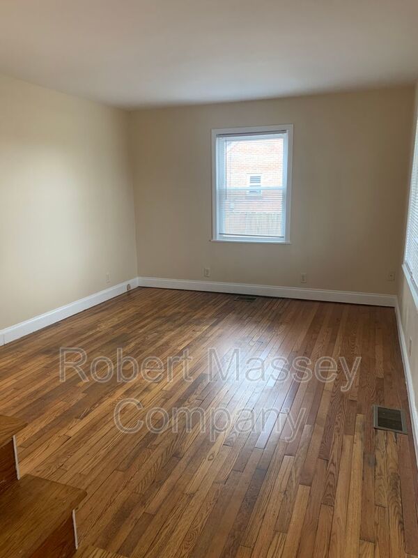 3 Bedroom/1 bath  Okalona area property image