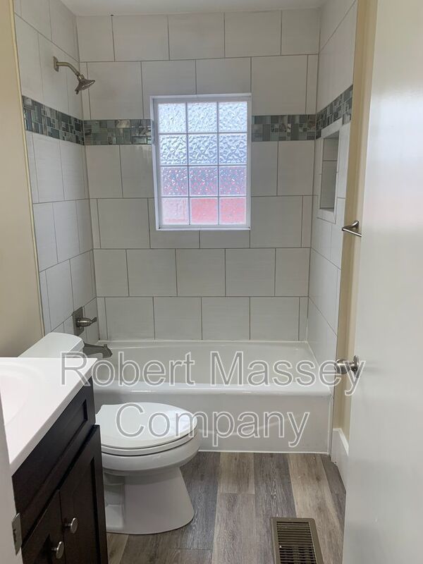 3 Bedroom/1 bath  Okalona area property image