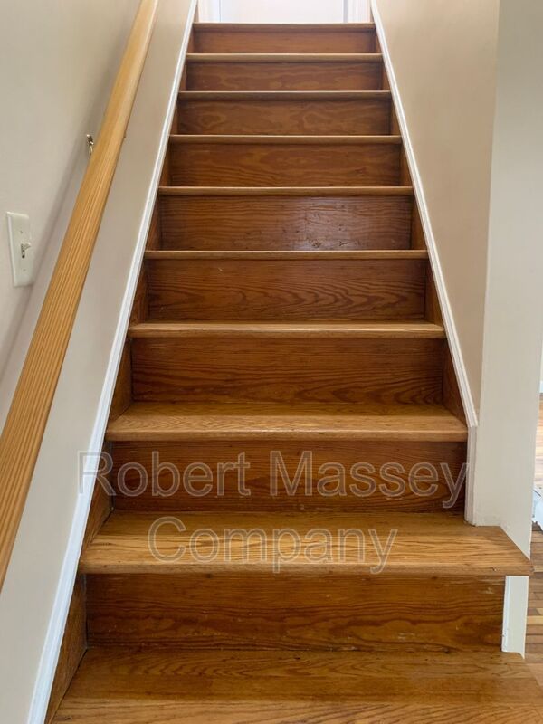 3 Bedroom/1 bath  Okalona area property image