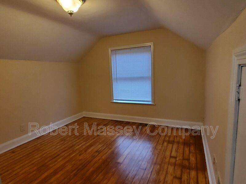 3 Bedroom/1 bath  Okalona area property image