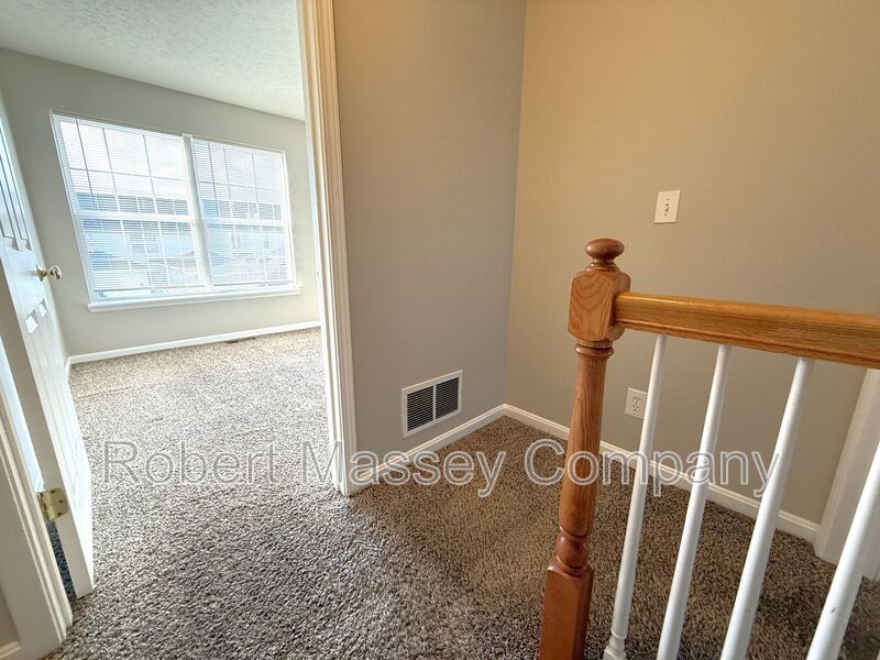 LARGE 2 Bedroom 2 1/2 Bath Townhome with Full Finished Basement and 1 Car Garage property image