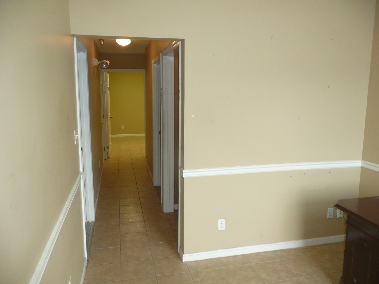 Commercial Warehouse/Office Space for Lease - Near Wattterson Expressway and Poplar Level Rd property image