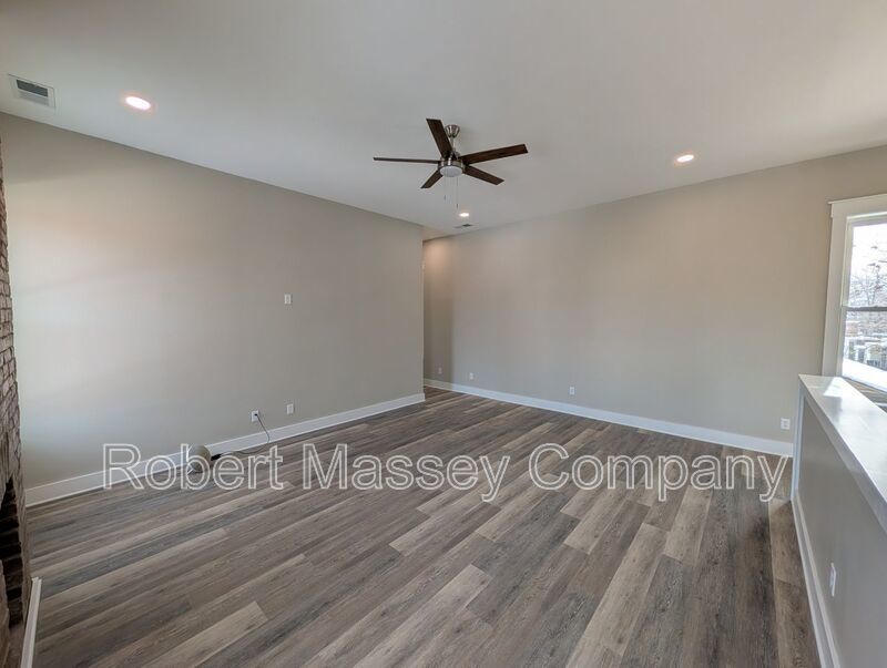 Rare Find!  Brand New Upscale 2 BR, 2 Bath, 2nd Floor Apartment in the Highlands! property image