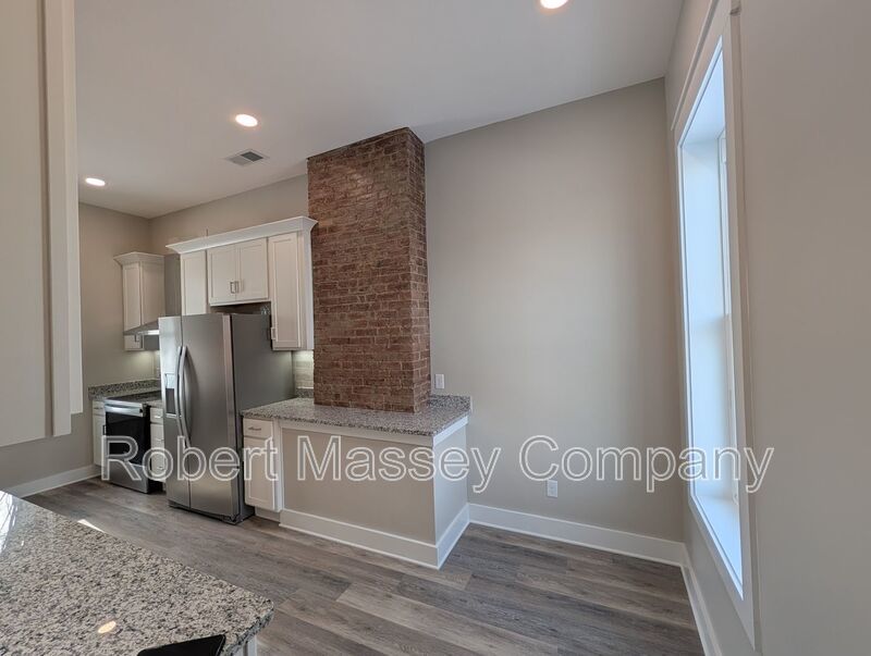 Rare Find!  Brand New Upscale 2 BR, 2 Bath, 2nd Floor Apartment in the Highlands! property image