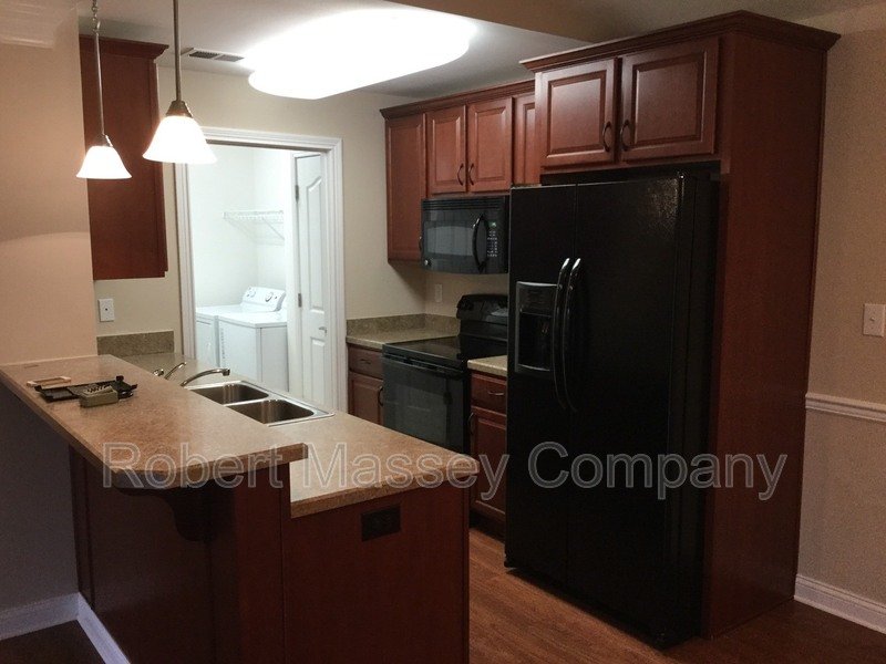Beautiful 2 bedroom, 2 bath condo located in heart of Middletown property image