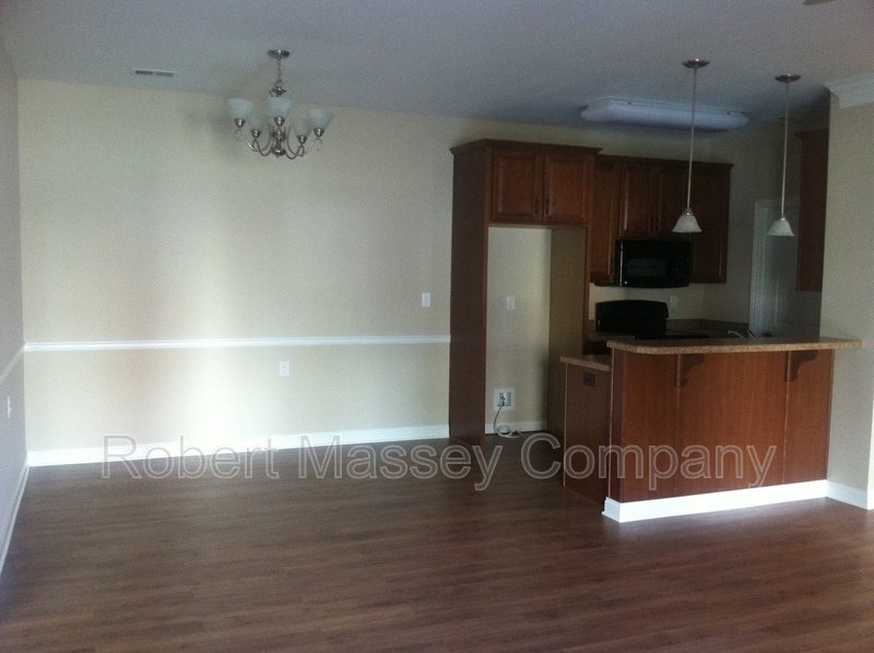 Beautiful 2 bedroom, 2 bath condo located in heart of Middletown property image