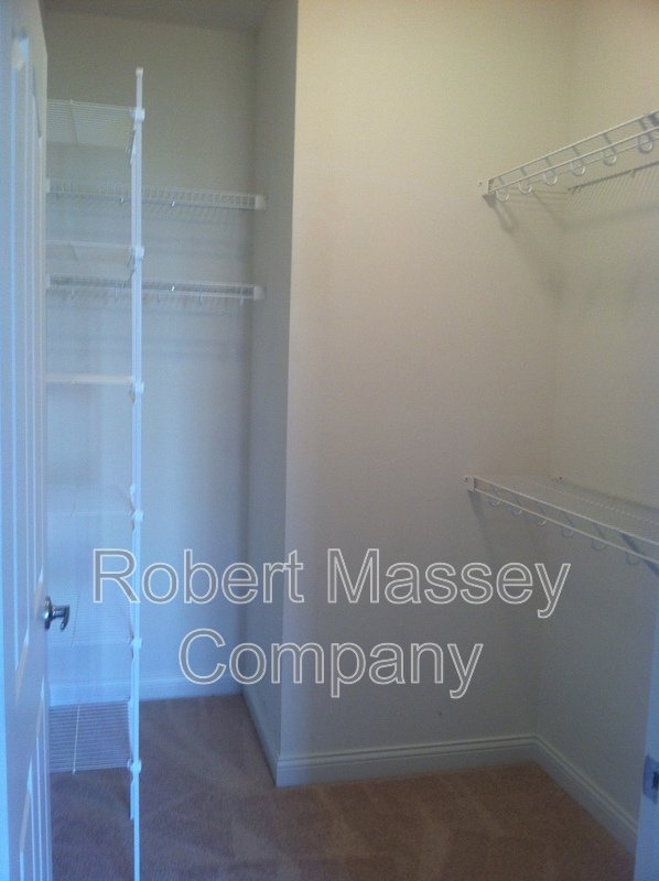 Beautiful 2 bedroom, 2 bath condo located in heart of Middletown property image