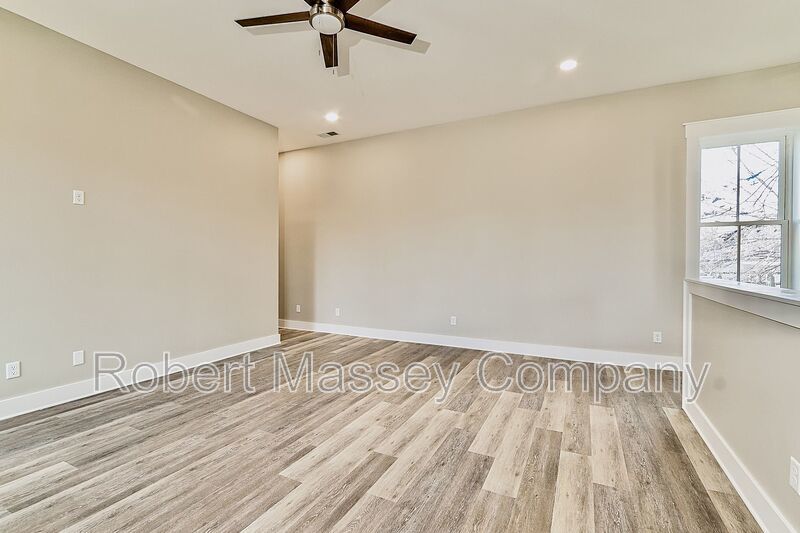 Rare Find!  Brand New Upscale 2 BR, 2 Bath, 2nd Floor Apartment in the Highlands! property image