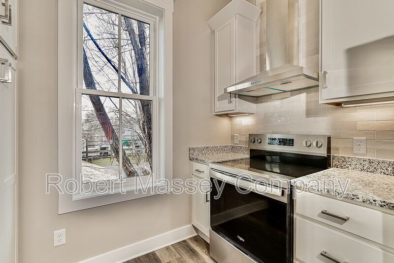 Rare Find!  Brand New Upscale 2 BR, 2 Bath, 2nd Floor Apartment in the Highlands! property image