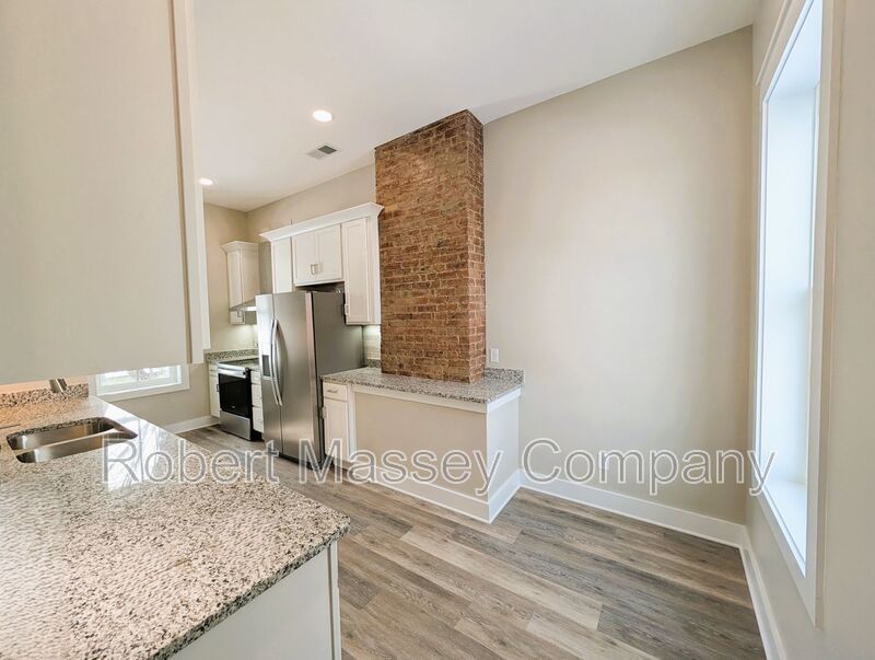 Rare Find!  Brand New Upscale 2 BR, 2 Bath, 2nd Floor Apartment in the Highlands! property image