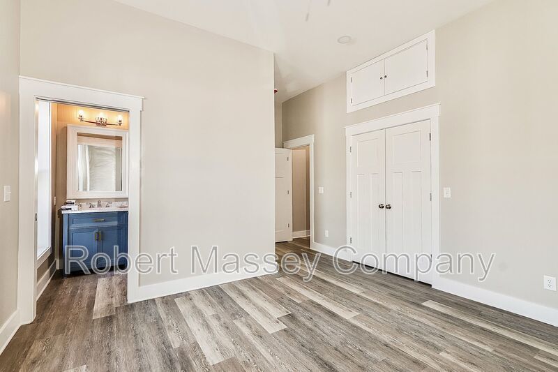 Rare Find!  Brand New Upscale 2 BR, 2 Bath, 2nd Floor Apartment in the Highlands! property image
