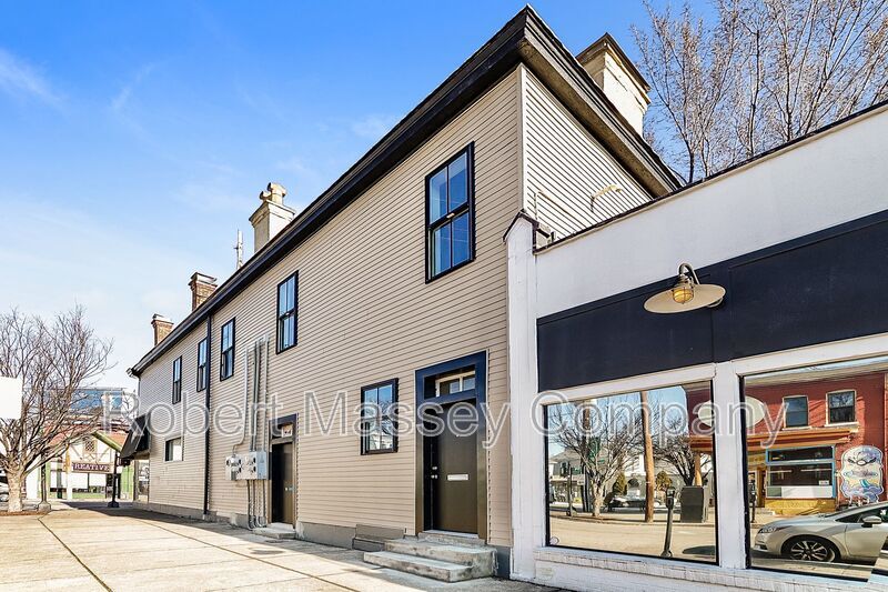 Rare Find!  Brand New Upscale 2 BR, 2 Bath, 2nd Floor Apartment in the Highlands! property image