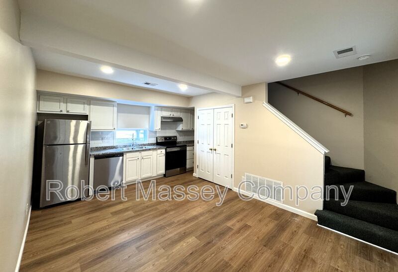 1 Bedroom/1 Bathroom Carriage House Apartment in the Heart of the HIGHLANDS! property image