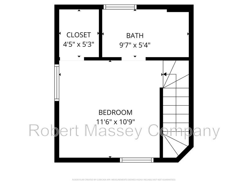 1 Bedroom/1 Bathroom Carriage House Apartment in the Heart of the HIGHLANDS! property image