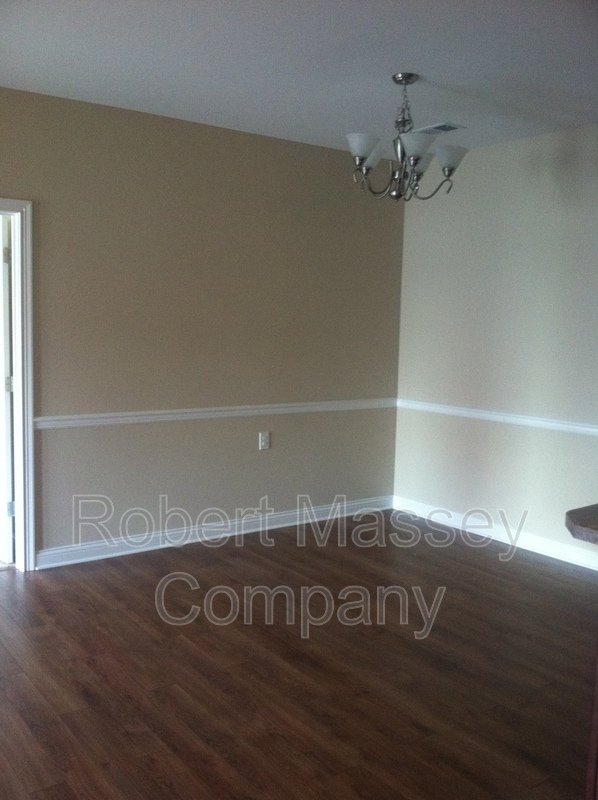 Beautiful 2 bedroom, 2 bath condo located in heart of Middletown property image