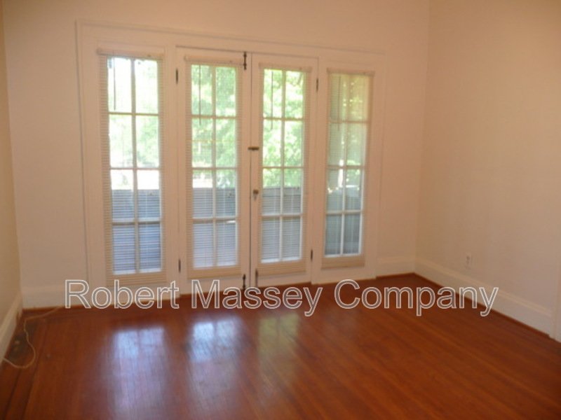 Renovated 1 Bedroom Highlands Apartment property image