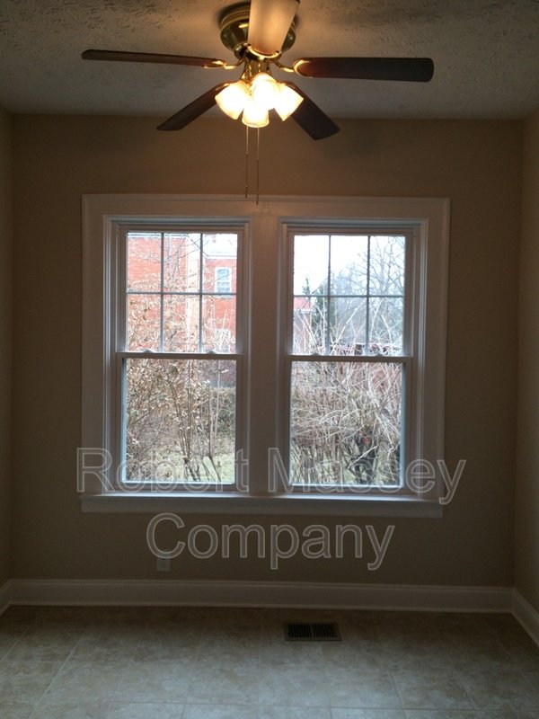 Renovated 1 Bedroom Highlands Apartment property image