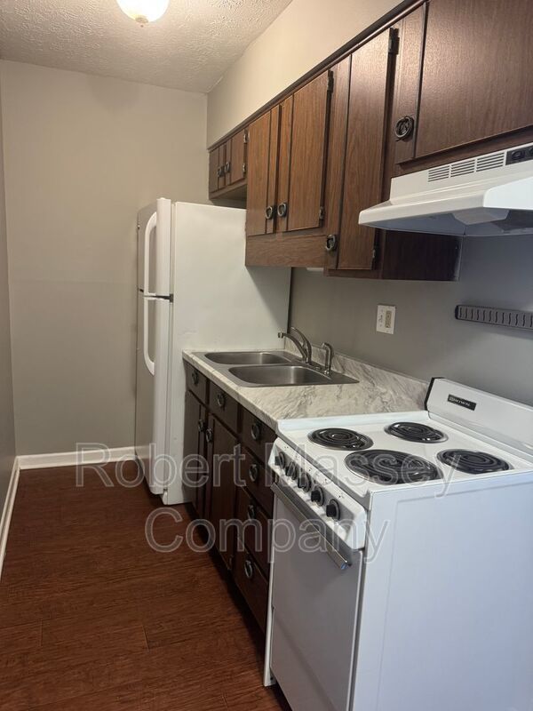 Cherokee Triangle 1 Bedroom 1 Bath property image