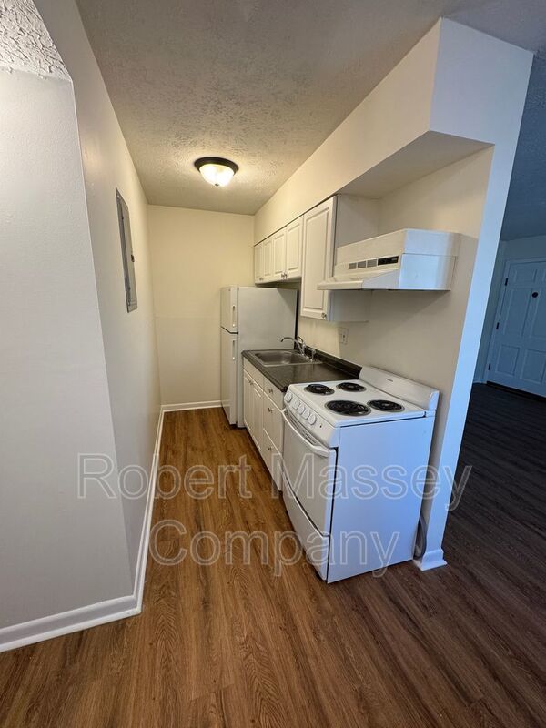 Cherokee Triangle 1 Bedroom 1 Bath property image