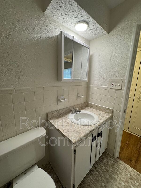 Cherokee Triangle 1 Bedroom 1 Bath property image