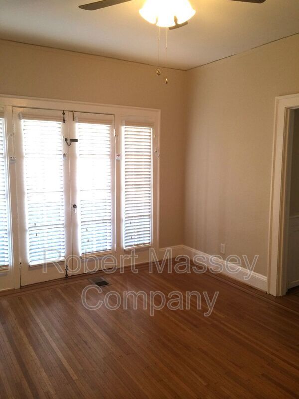 Renovated 1 Bedroom Highlands Apartment property image