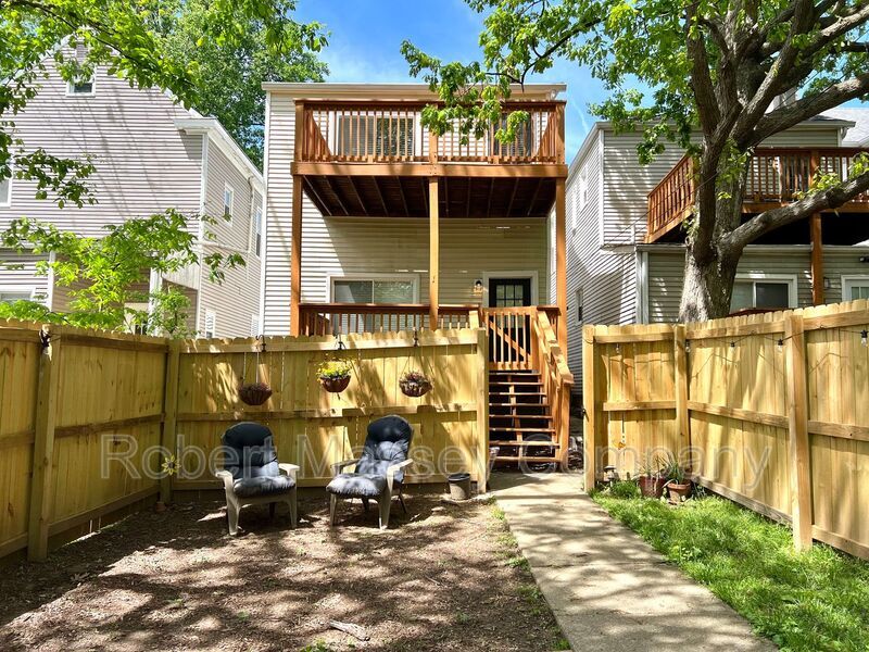 Highlands 2 Bedroom/1 bath; In Unit Washer/Dryer property image