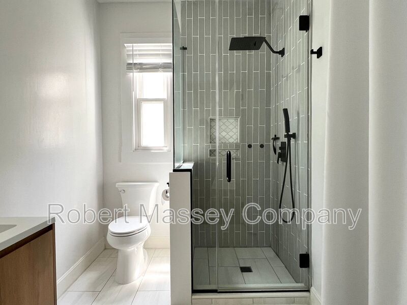 Highlands 2 Bedroom/1 bath; In Unit Washer/Dryer property image