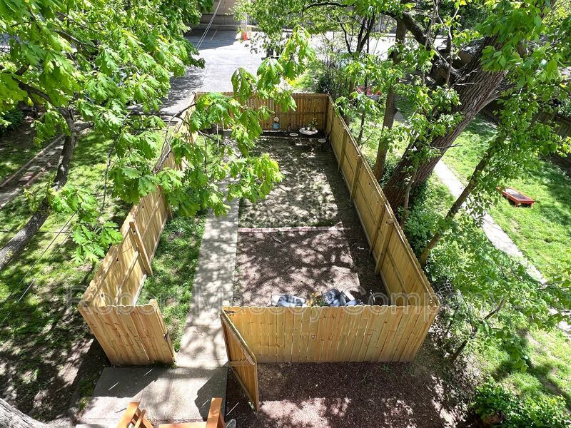 Highlands 2 Bedroom/1 bath; In Unit Washer/Dryer property image
