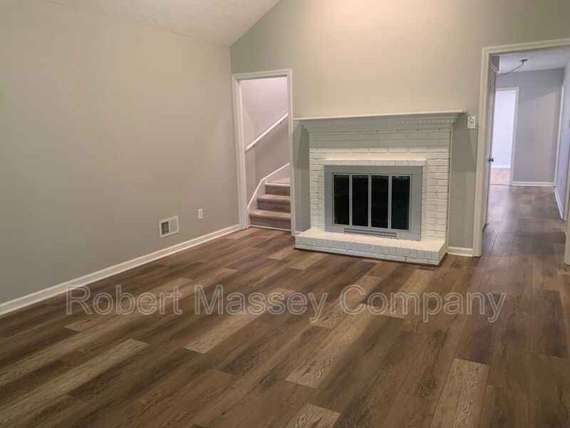 Updated 3bed/2bath St Matthews Home property image