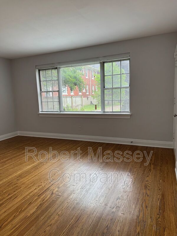 HIghlands 2 Bedroom/1 bath Updated Apartment property image