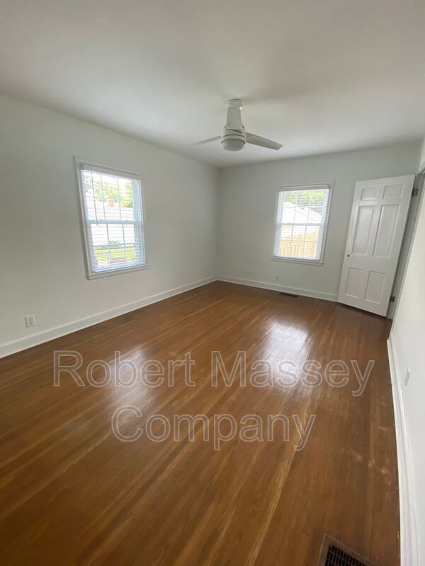 St Matthews Cape Cod Home property image