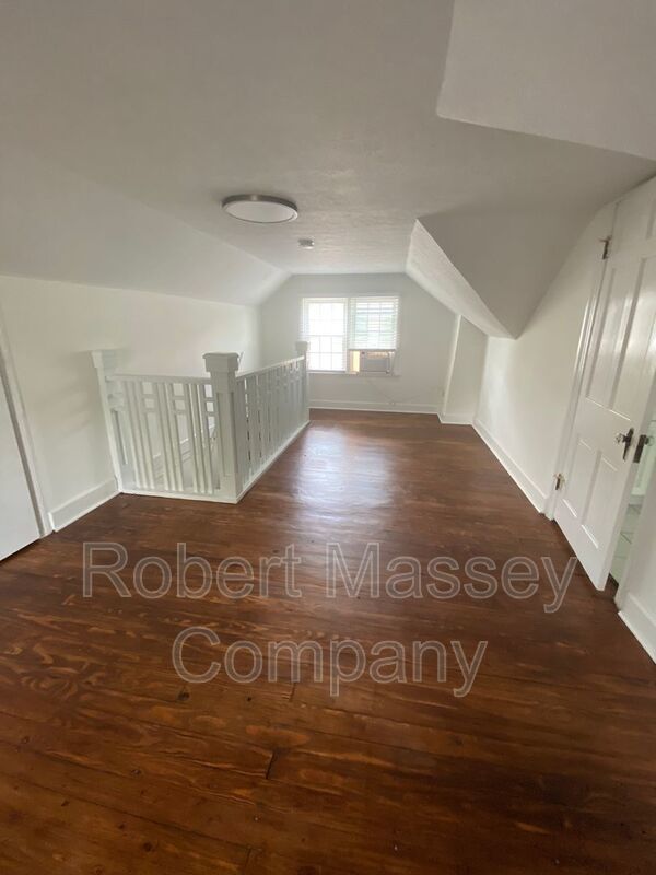 St Matthews Cape Cod Home property image