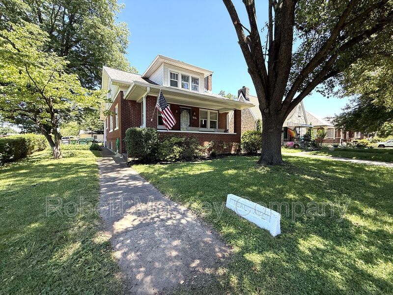 Charming 5 Bedroom 2 Bath Home located in Audubon Park property image
