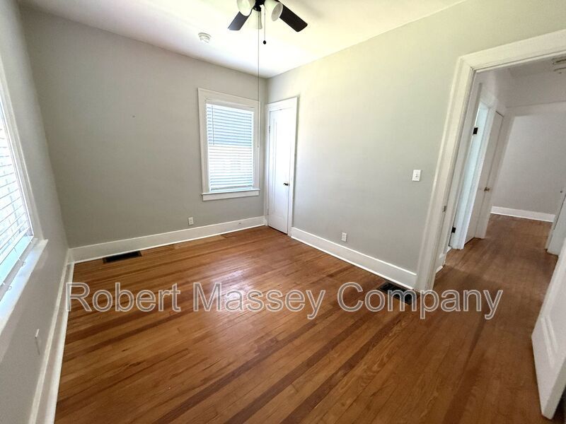 Charming 5 Bedroom 2 Bath Home located in Audubon Park property image