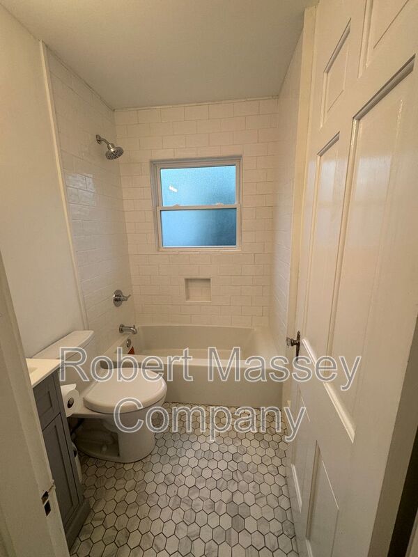 St Matthews Cape Cod Home property image