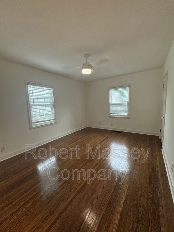St Matthews Cape Cod Home property image