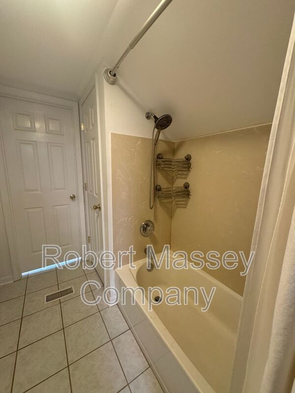 St Matthews Cape Cod Home property image