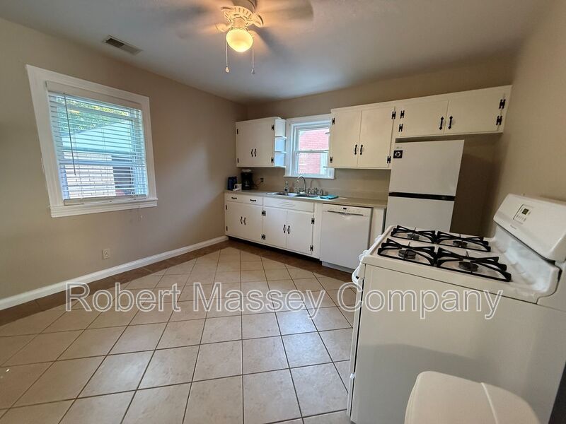 Conveniently Located 2BR Home with Garage & Backyard property image