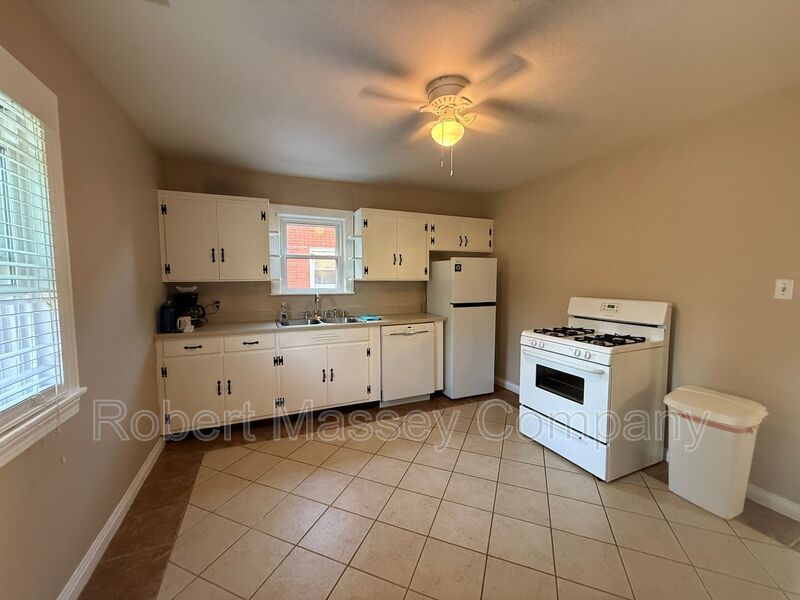 Conveniently Located 2BR Home with Garage & Backyard property image