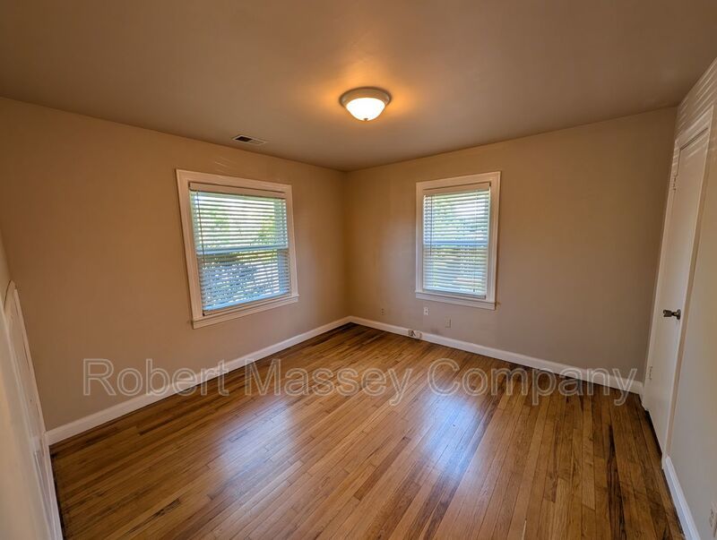 Conveniently Located 2BR Home with Garage & Backyard property image