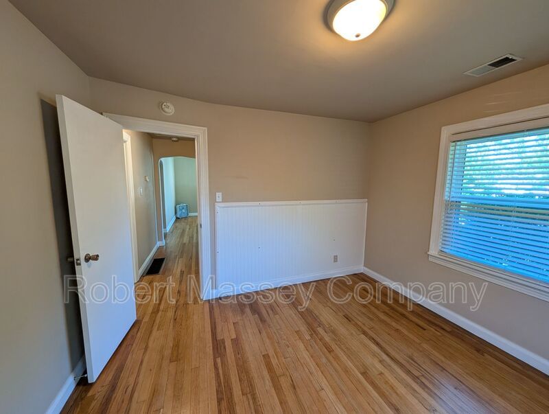 Conveniently Located 2BR Home with Garage & Backyard property image