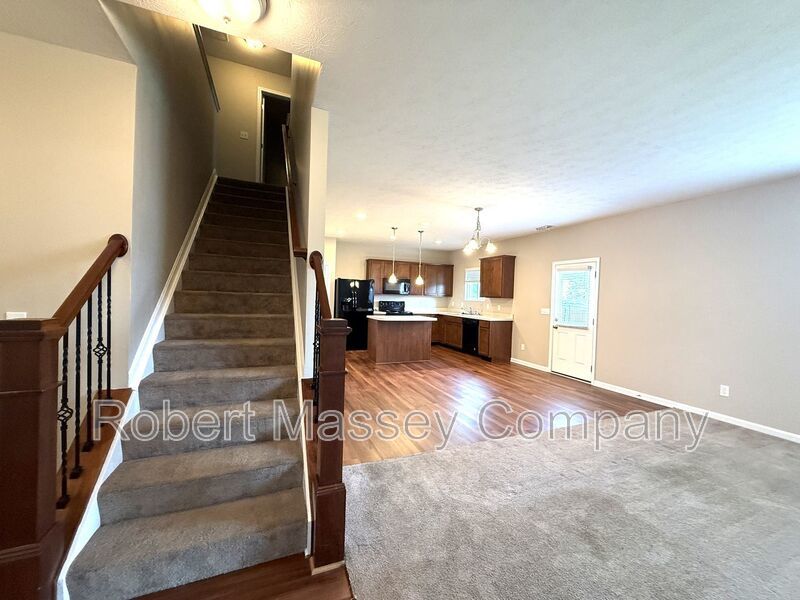 Charming 4 Bedroom 2.5 Bath home located in Hanover Trace property image