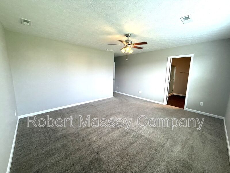 Charming 4 Bedroom 2.5 Bath home located in Hanover Trace property image