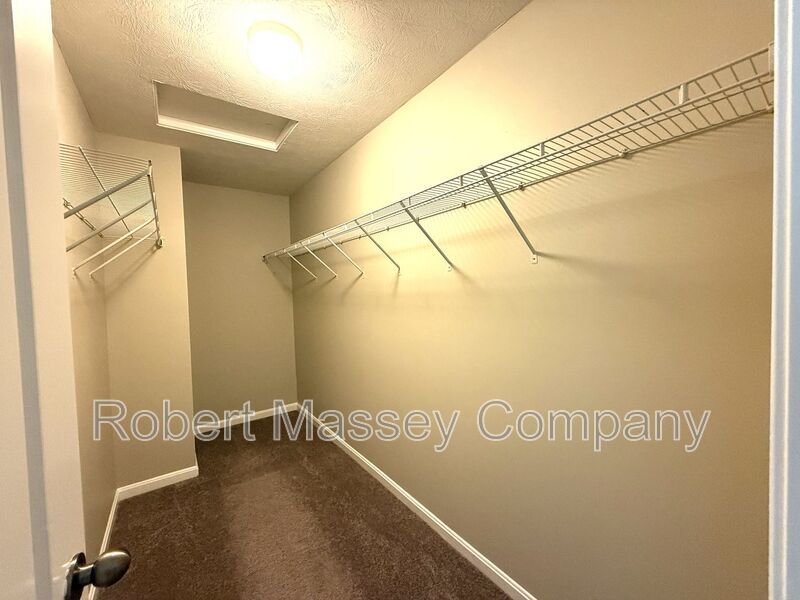 Charming 4 Bedroom 2.5 Bath home located in Hanover Trace property image