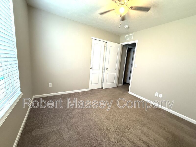 Charming 4 Bedroom 2.5 Bath home located in Hanover Trace property image