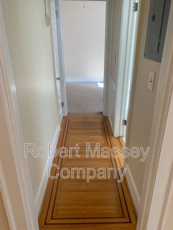 Renovated 1 Bedroom Highlands Apartment property image