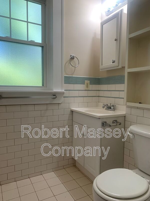 Renovated 1 Bedroom Highlands Apartment property image