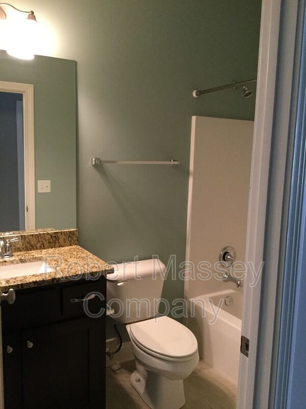 Spacious 2 Bedroom, 2 Bath Condo with Garage in the Heart of Middletown! property image